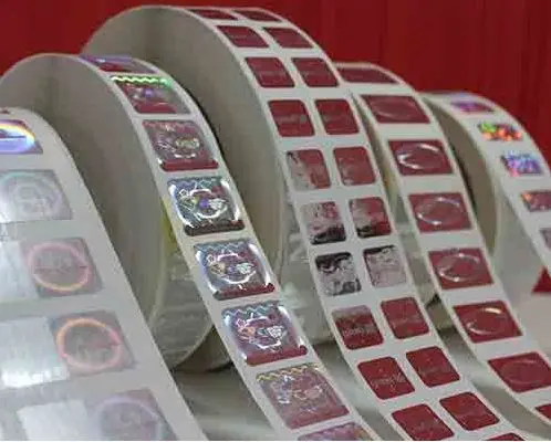 in-tem-cuon-hologram-gia-re